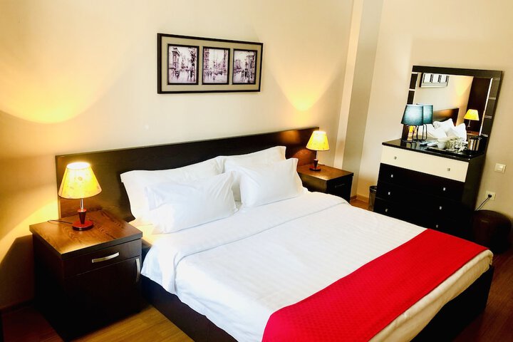 Room 21 of 107