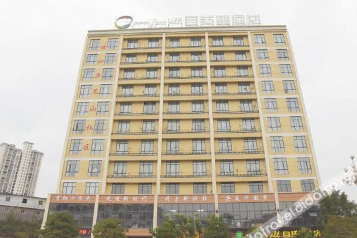 Hotel 4 of 32