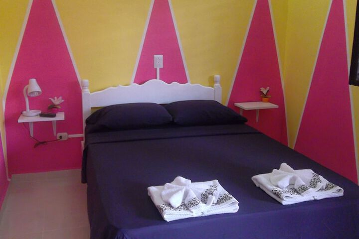 Room 4 of 73
