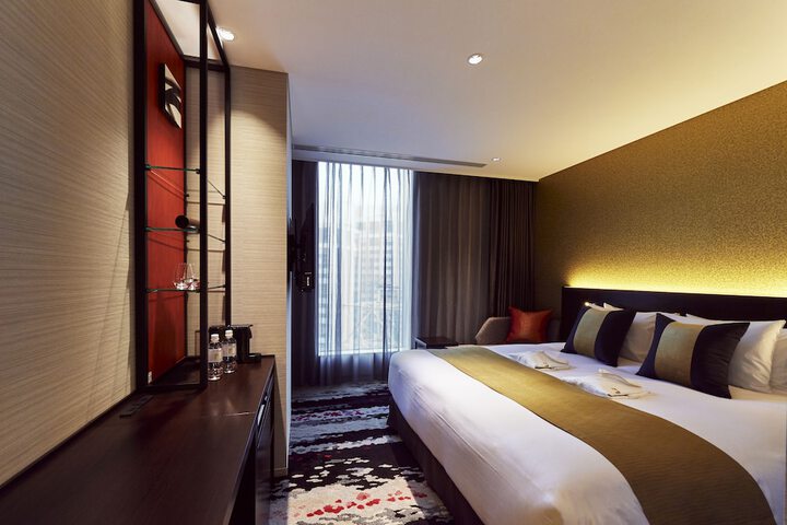 Room 25 of 81