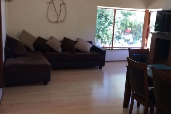 Room 2 of 7