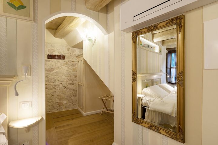 Hotel Interior 172 of 206