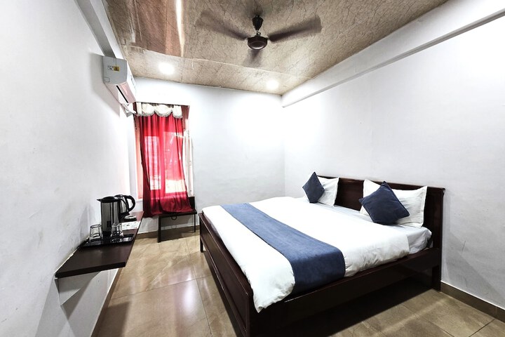 Room 7 of 24