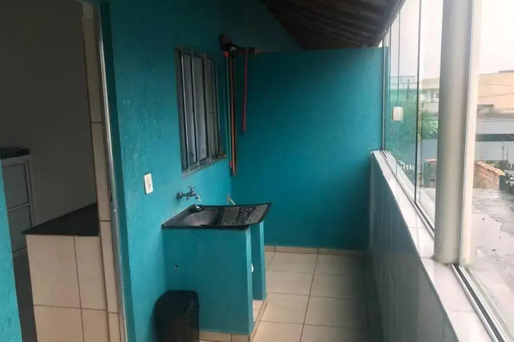 Room 8 of 11