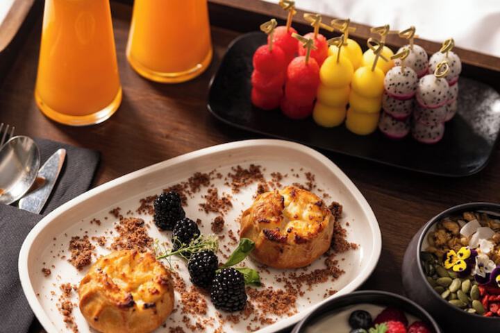 Breakfast/Coffee Service 115 of 136