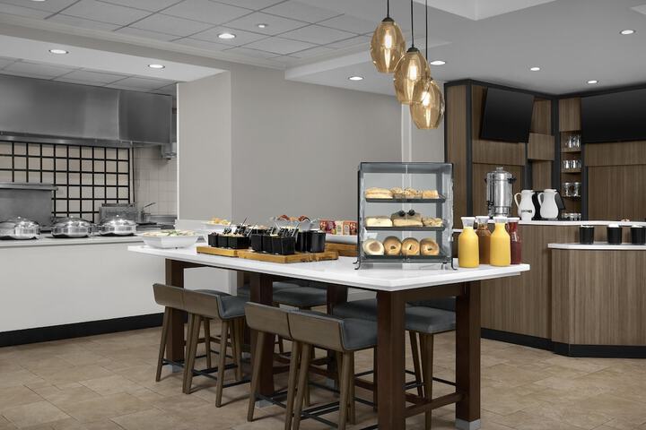 Breakfast area