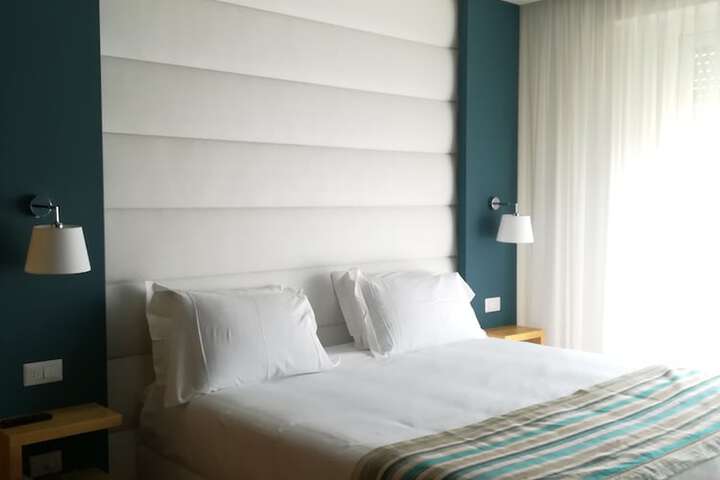 Room 40 of 84