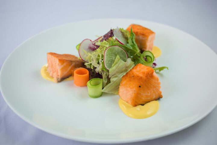 Dining 68 of 123