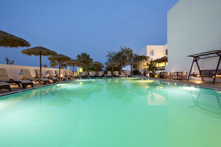 Pool 38 of 46