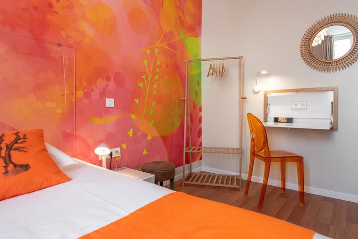 Room 42 of 66