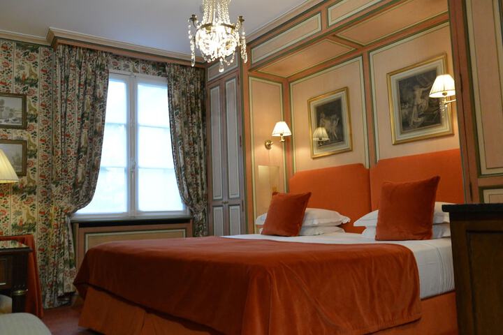 Room 21 of 69