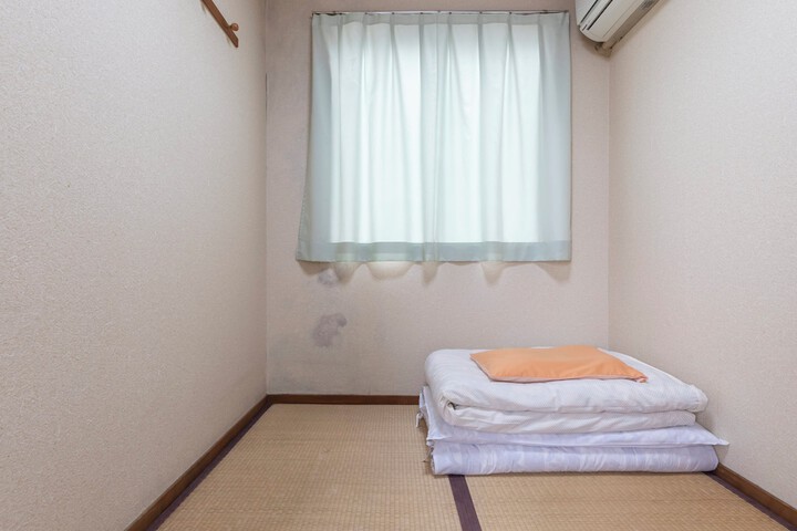Room 7 of 78