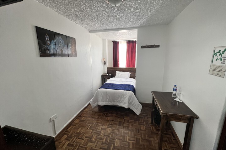 Room 22 of 42