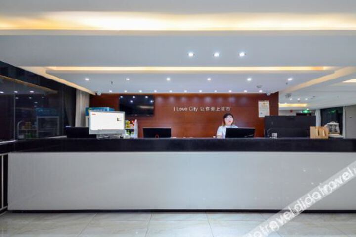 Hotel Interior 13 of 23