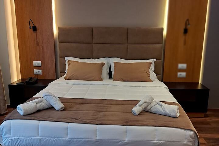 Room 30 of 117