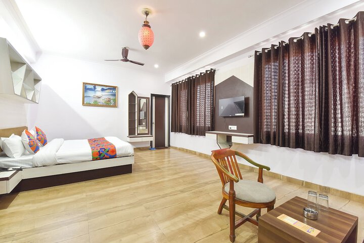 Room 15 of 41