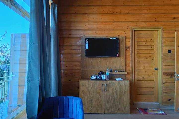 Room 6 of 21