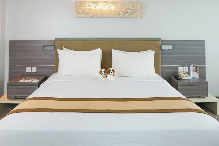 Room 9 of 95