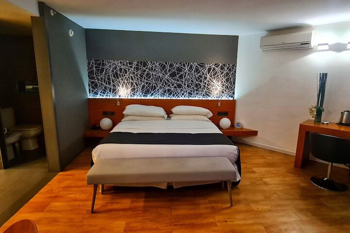 Room 39 of 90