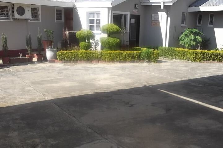 Property Grounds 18 of 81
