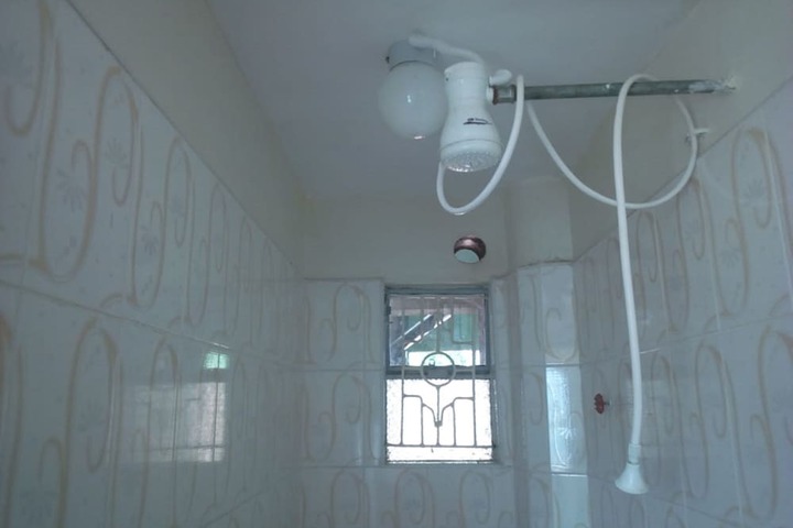 Room 12 of 18
