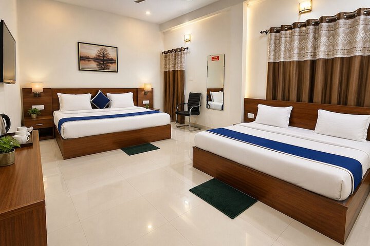 Room 15 of 28