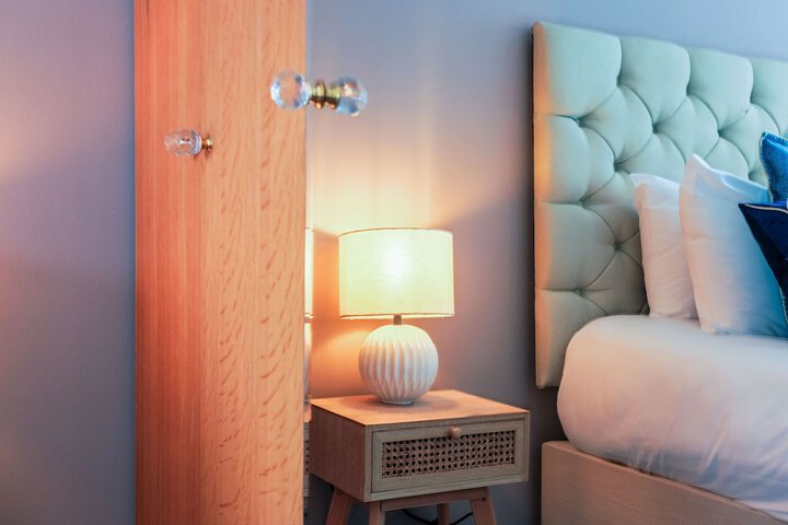 Room 127 of 283