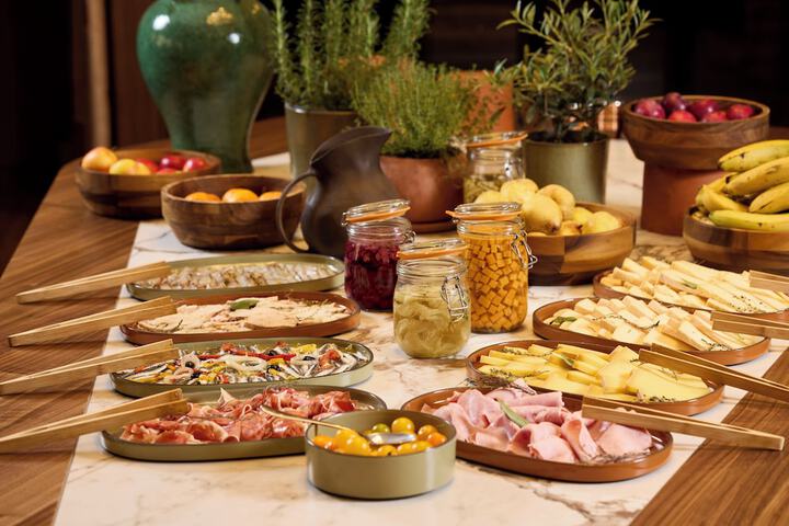 Dining 103 of 135