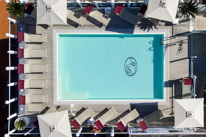 Pool 39 of 53