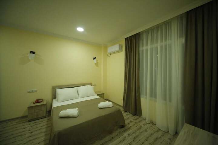 Room 17 of 51