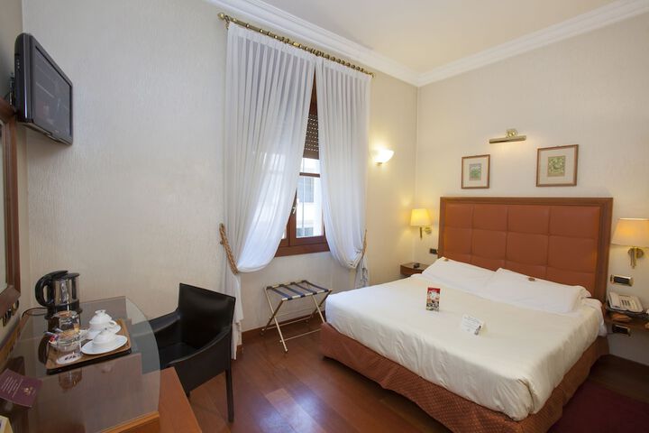 Room 10 of 57