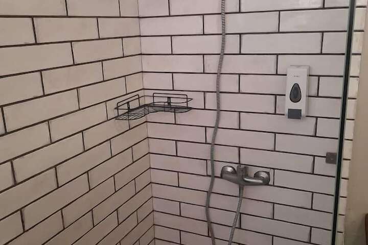 Room 48 of 115