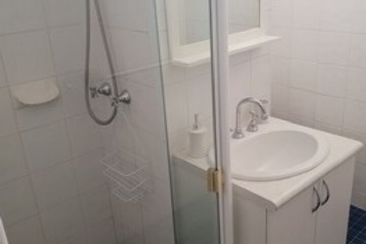 Room 4 of 31