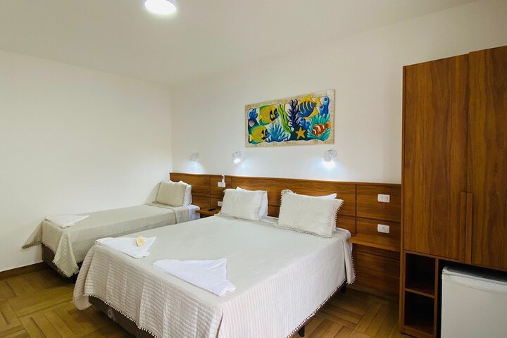 Room 21 of 193