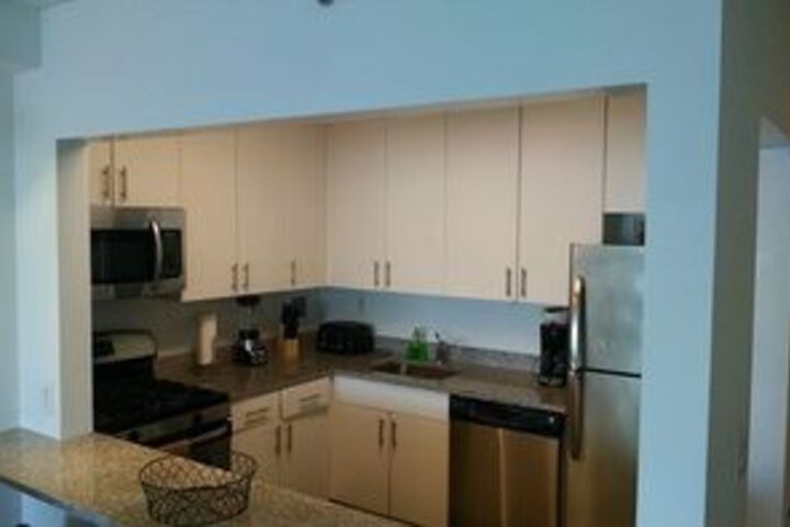 Room 8 of 12