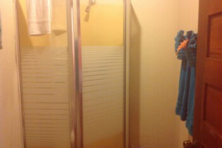 Room 3 of 12