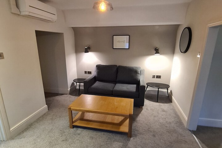 Room 20 of 39