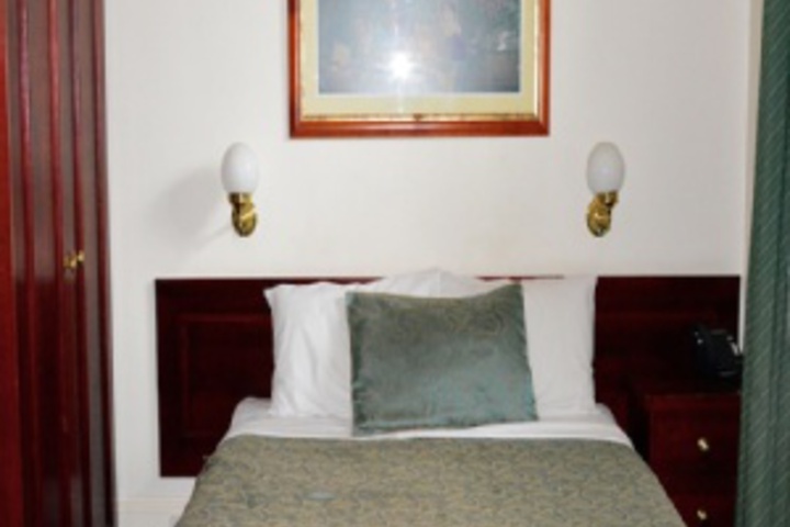 Room 417 of 768