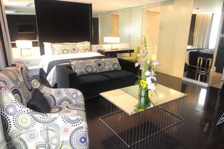 Room 17 of 44