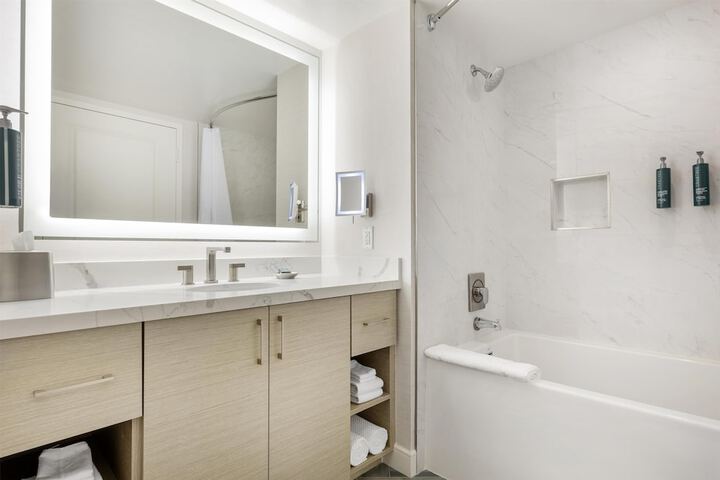 Bathroom shower
