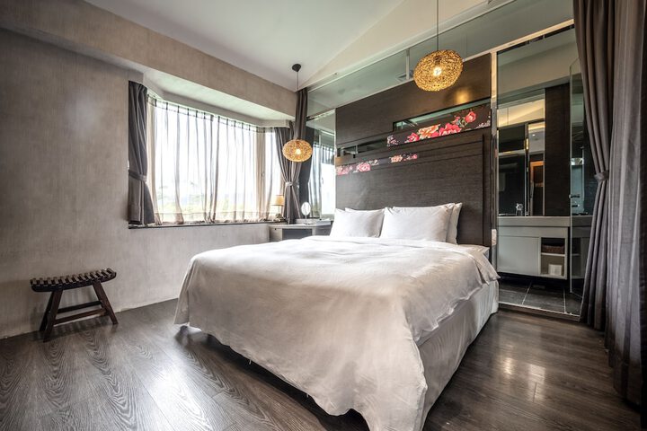 Room 26 of 54