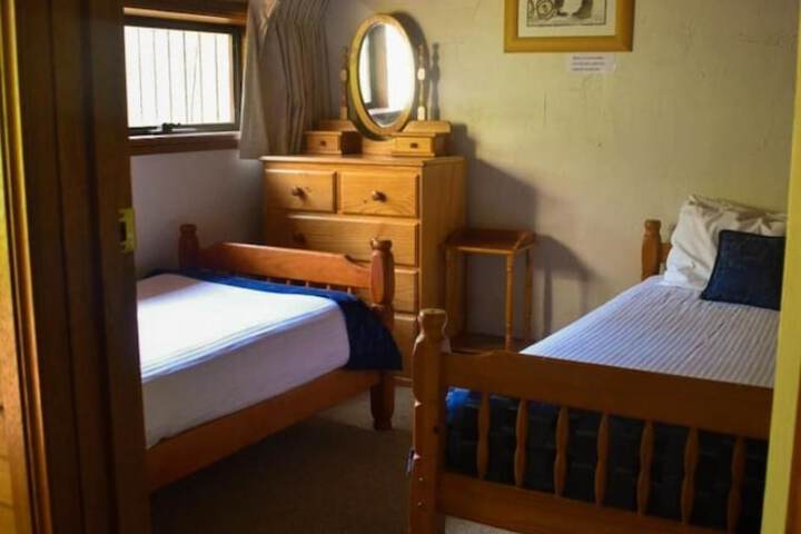 Room 7 of 73
