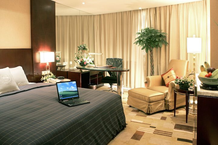 Room 6 of 45