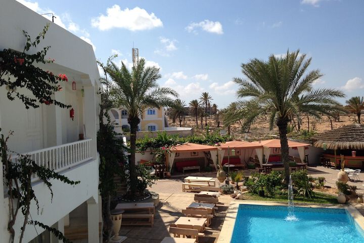 Pool Hotel