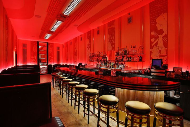 Lounge 59 of 84