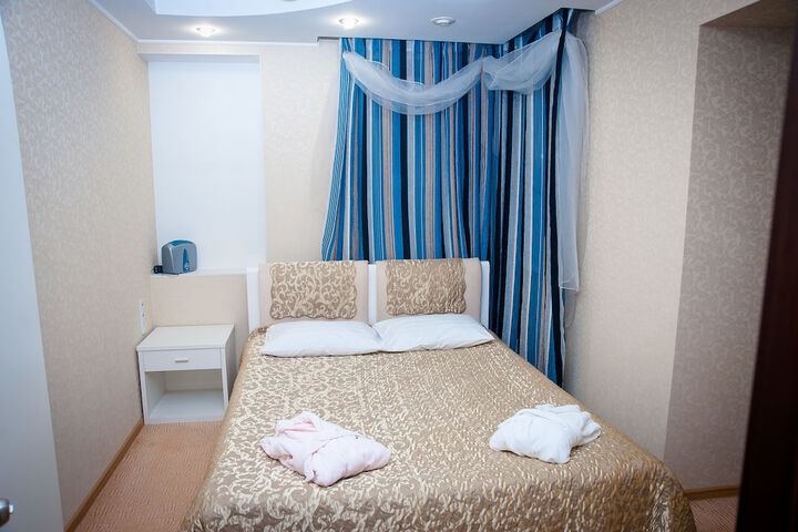 Room 10 of 71