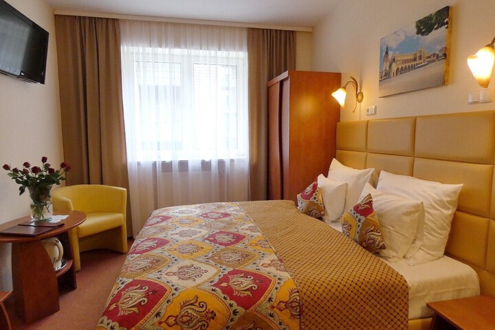 Room 40 of 65