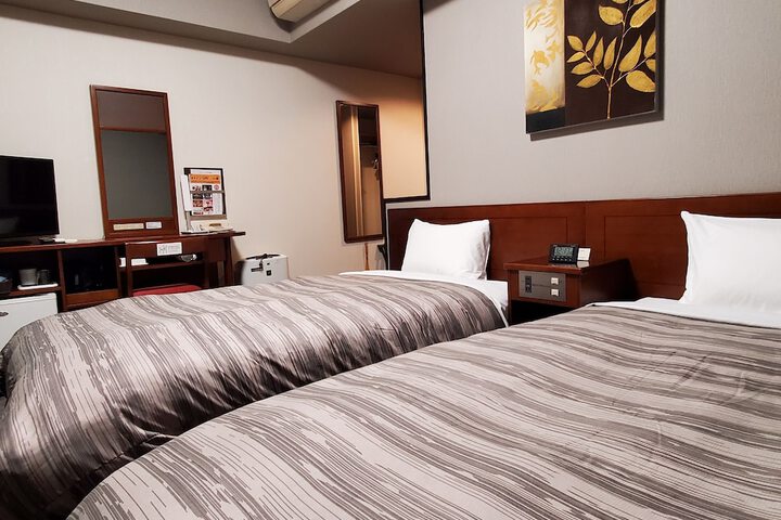 Room 5 of 29