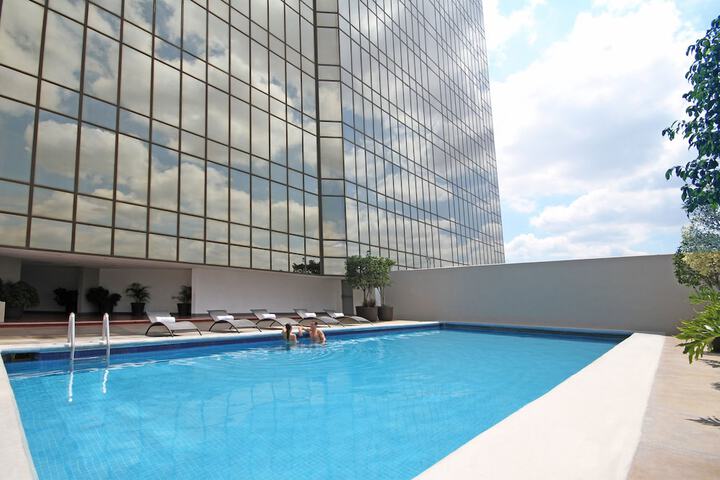 Pool 44 of 76