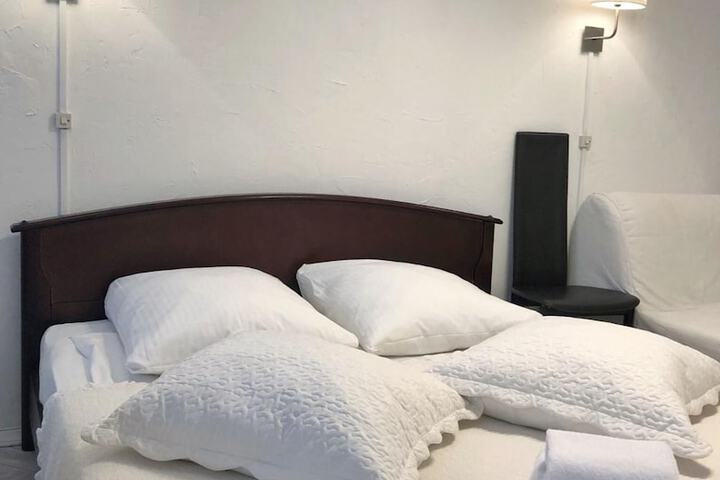 Room 29 of 62